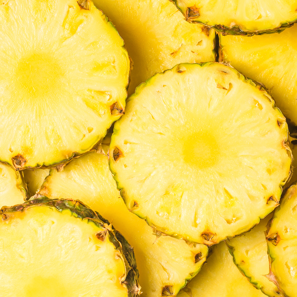 35 Pineapple Slice Garnishes